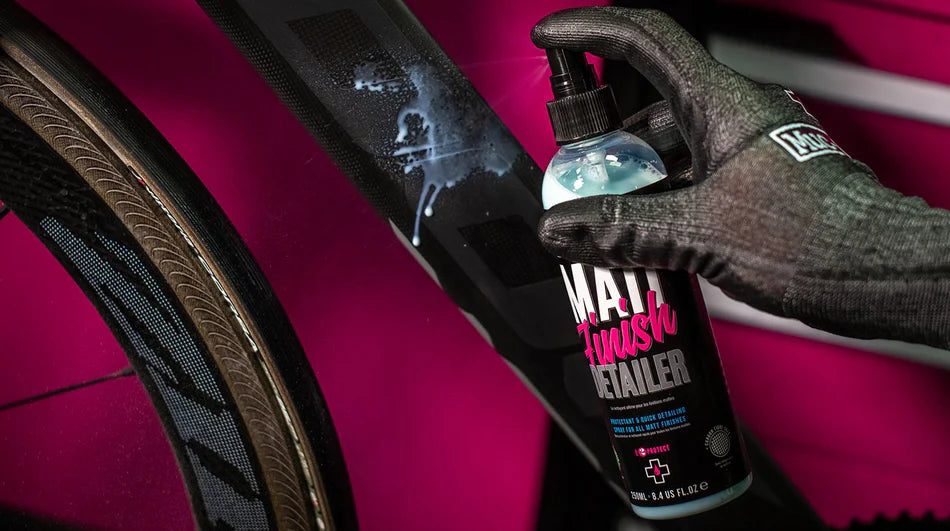 Muc-Off Matt Finish Detailer | תרסיס הגנה וניקוי למשטחי מט - 250 מ"ל - Muc-Off