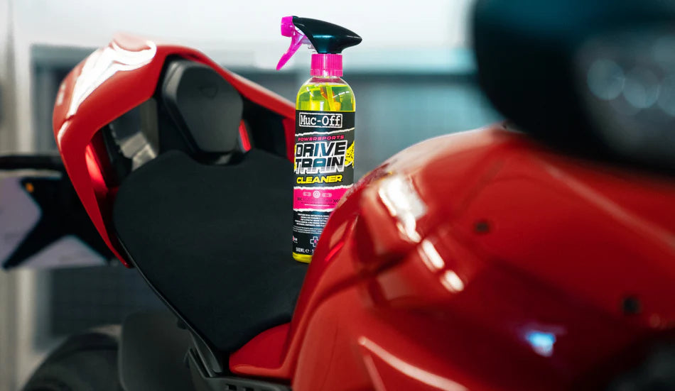 Muc-Off Powersports Drivetrain | נוזל ניקוי מערכת הנעה - 500 מ"ל - Muc-Off