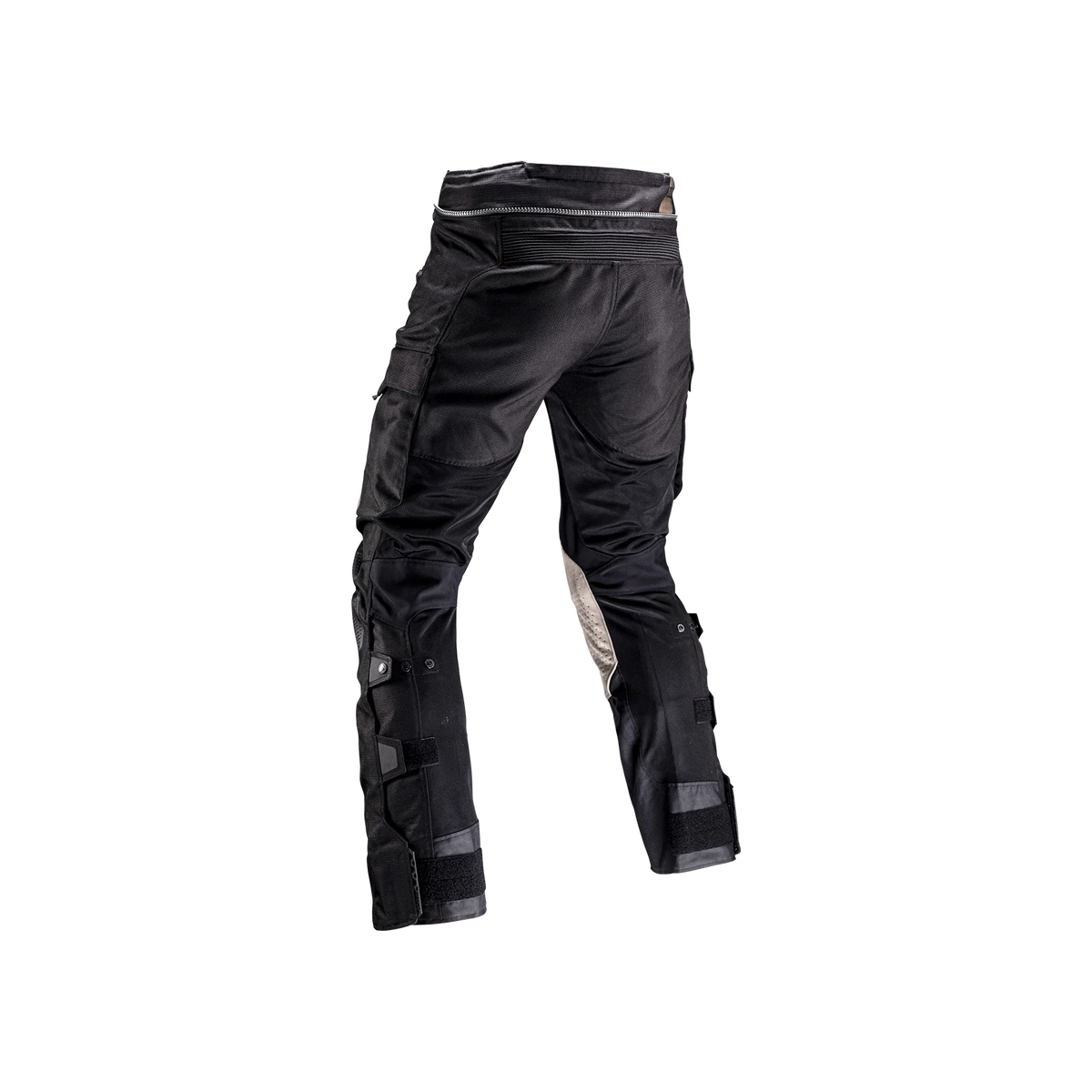 מכנס אדוונצ'ר FlowTour 5.5 Stealth קצר - Leatt