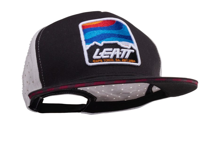 כובע Leatt Tech BlkWht - Leatt