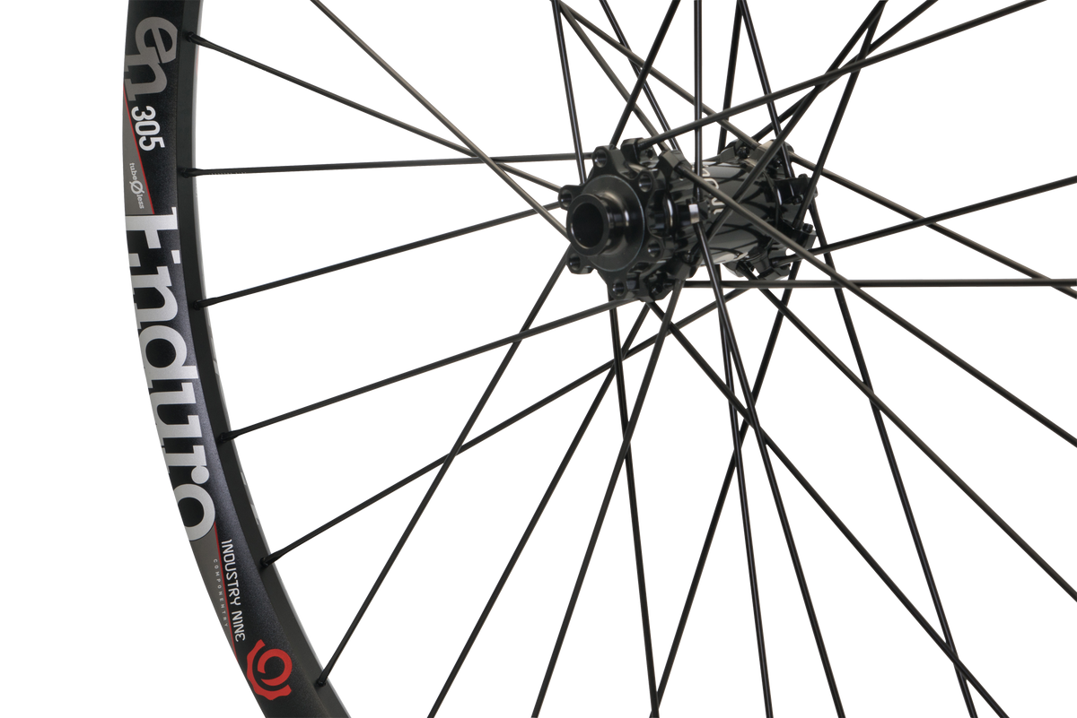Hydra Enduro 305 V3 SS Bolt-On | סט גלגלים 26" - Industry Nine