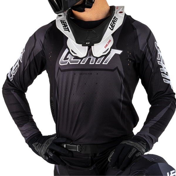 סט מכנס וחולצה 4.5 Lite Stealth - Leatt