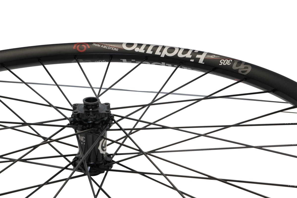 Hydra Enduro 305 V3 SS Bolt-On | סט גלגלים 26" - Industry Nine
